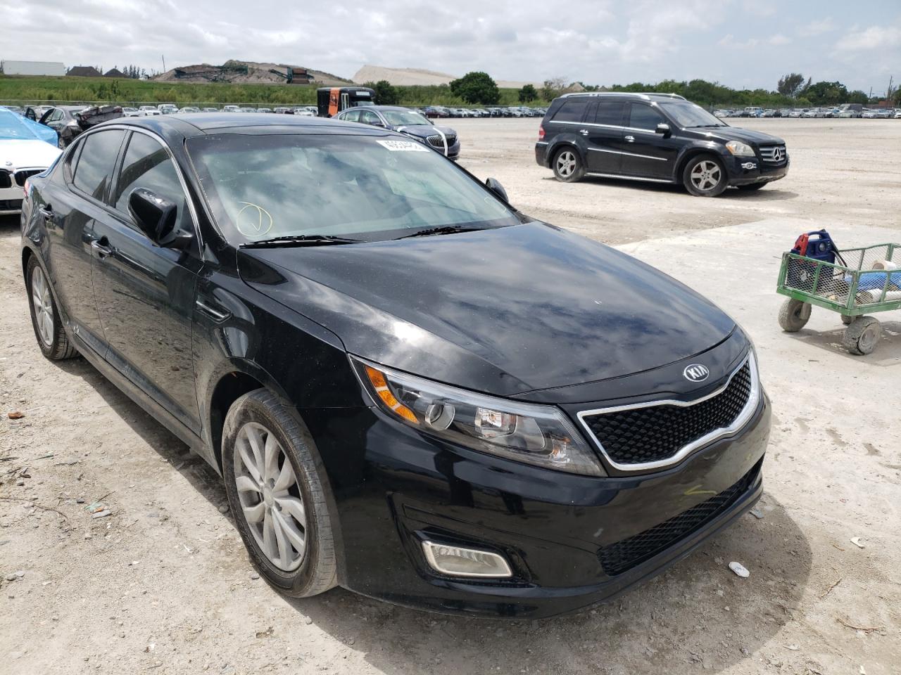 KIA OPTIMA EX 2015 with VIN 5XXGN4A74FG441561 - Photo from auction