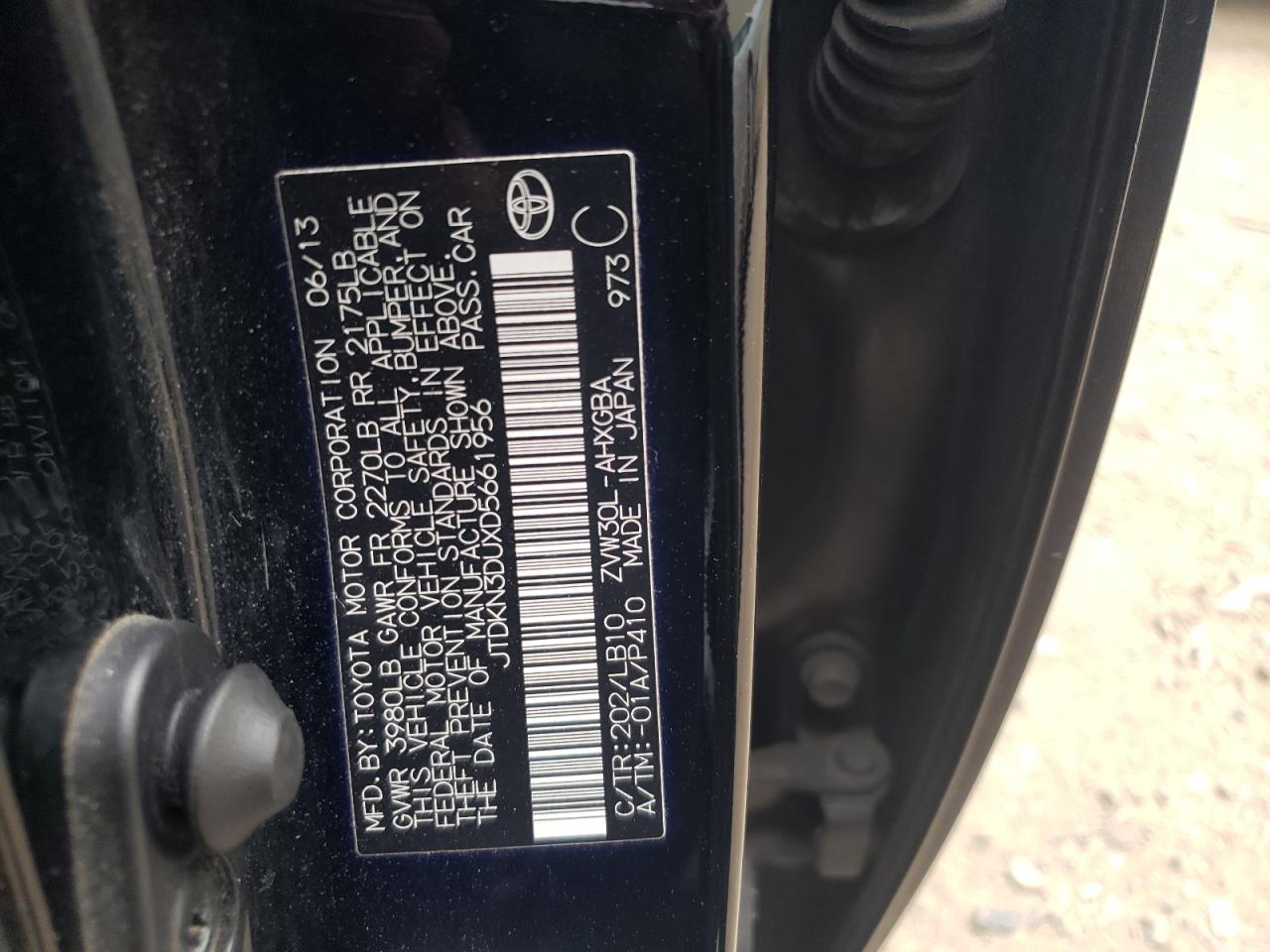 Photo 10 from auction – 2013 TOYOTA PRIUS with VIN JTDKN3DUXD5661956