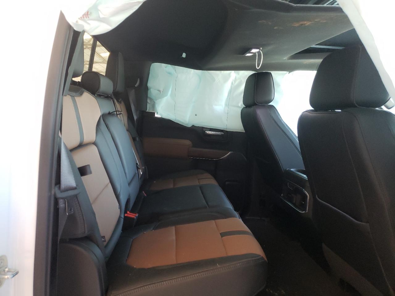 Photo 6 from auction – 2020 CHEVROLET SILVERADO with VIN 1GC4YRE70LF131872