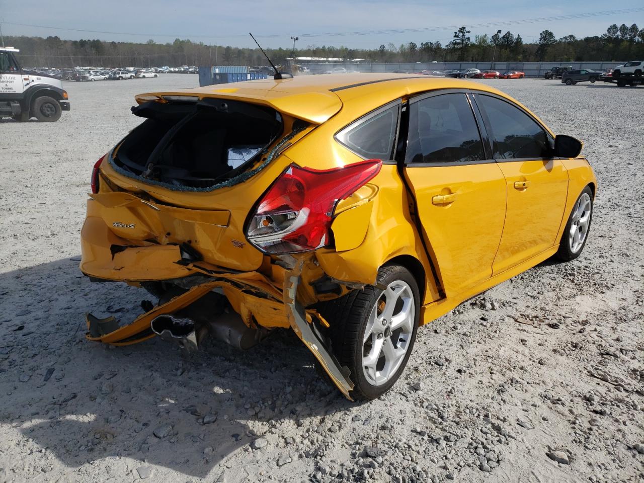 Photo 4 from auction – 2013 FORD FOCUS ST with VIN 1FADP3L93DL206738