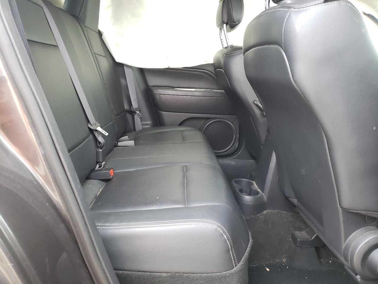 Photo 6 from auction – 2016 JEEP COMPASS LA with VIN 1C4NJCEA2GD800632
