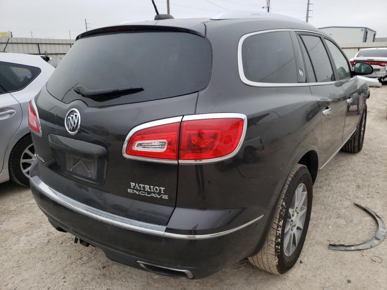 Photo 4 from auction – 2017 BUICK ENCLAVE with VIN 5GAKRBKDXHJ246040
