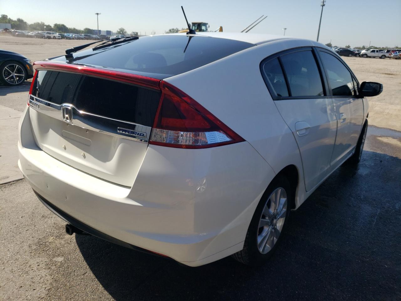 Photo 4 from auction – 2012 HONDA INSIGHT EX with VIN JHMZE2H72CS004998