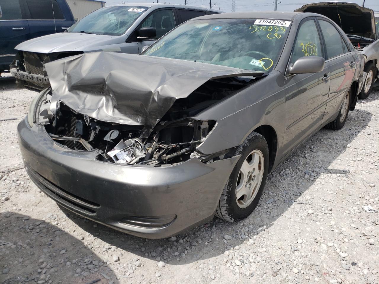 Photo 2 from auction – 2003 TOYOTA CAMRY LE with VIN 4T1BF32KX3U552833