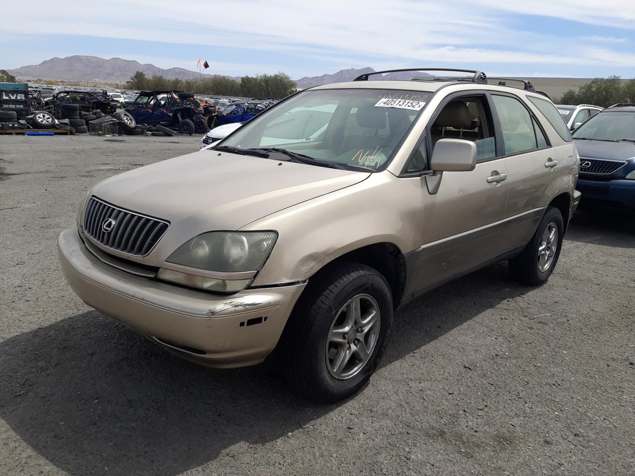 Photo 2 from auction – 1999 LEXUS RX 300 with VIN JT6HF10U5X0019381