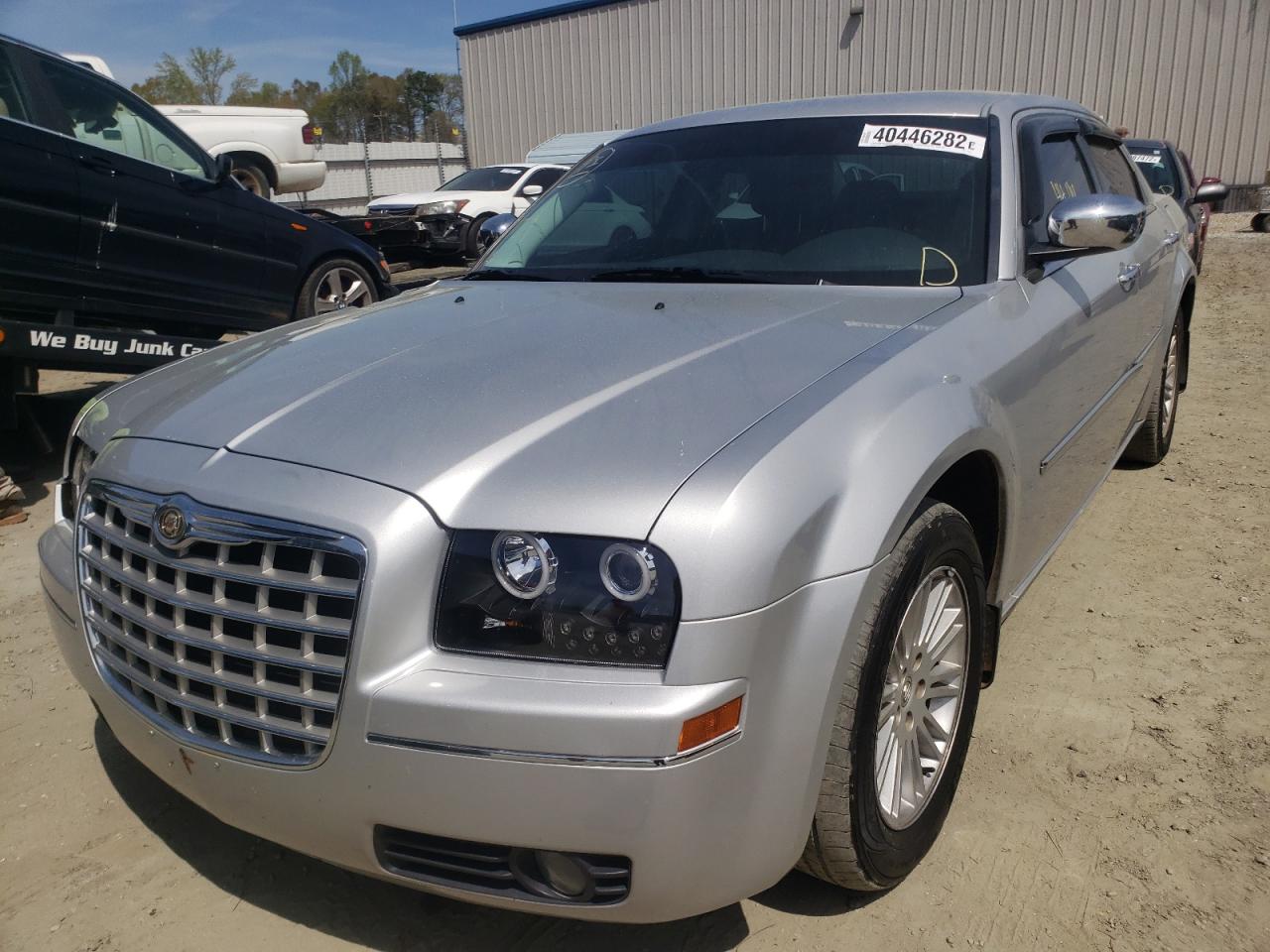 Photo 2 from auction – 2010 CHRYSLER 300 TOURIN with VIN 2C3CA4CD0AH118972