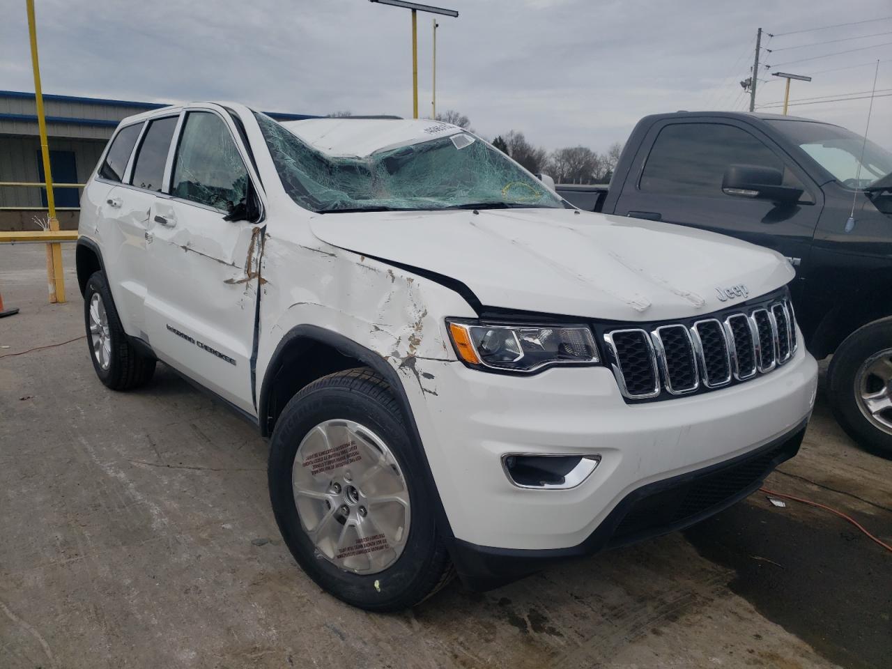 JEEP GRND CHERO 2022 with VIN 1C4RJFAG5NC114505 - Photo from auction