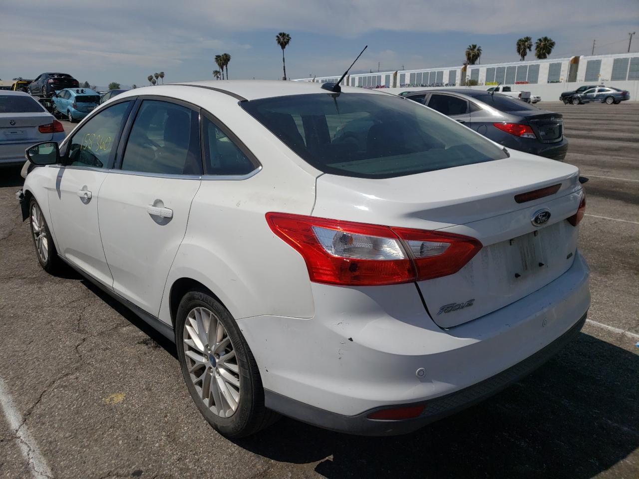 Photo 3 from auction – 2012 FORD FOCUS SEL with VIN 1FAHP3H20CL395585