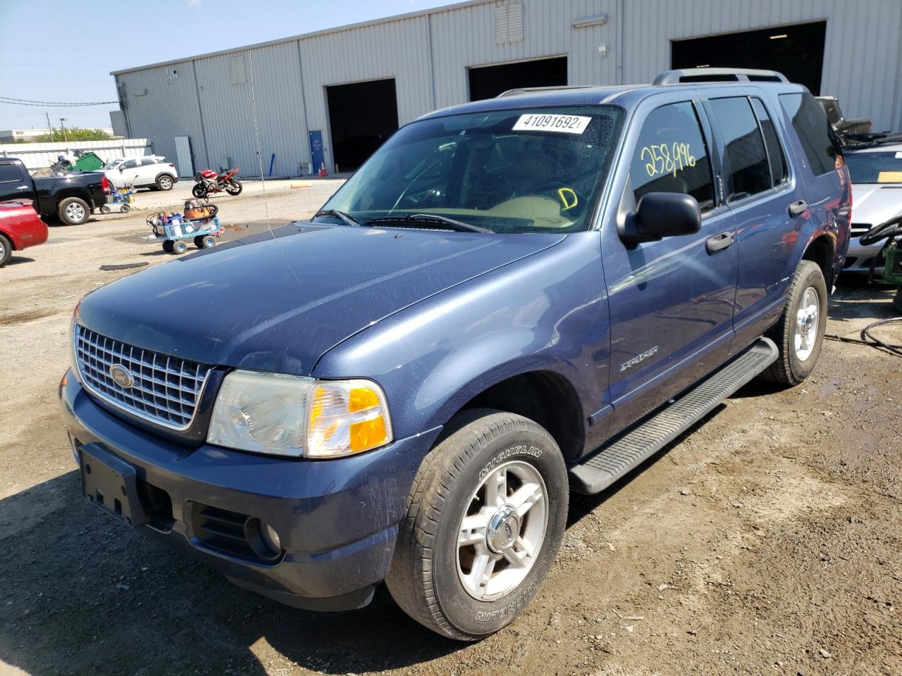 Photo 2 from auction – 2004 FORD EXPLORER X with VIN 1FMZU63K94ZA92380