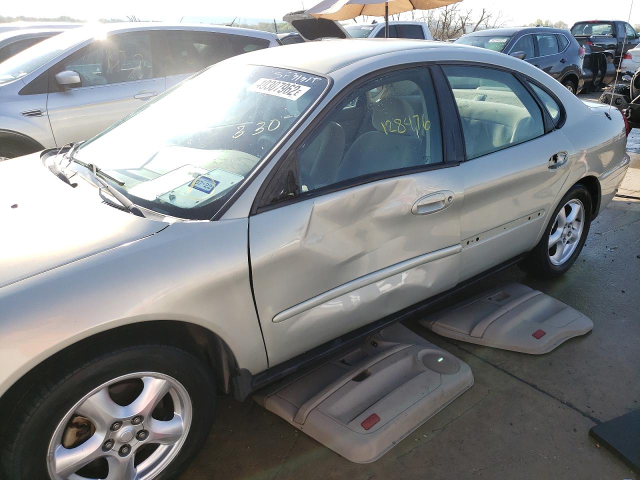 Zdjęcie 9 z aukcji – 2004 FORD TAURUS SE z VIN 1FAFP53U34G139172