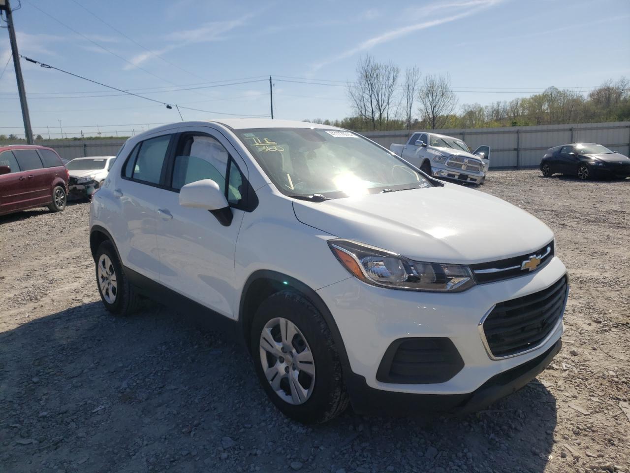 CHEVROLET TRAX LS 2017 with VIN KL7CJKSB7HB055000 - Photo from auction