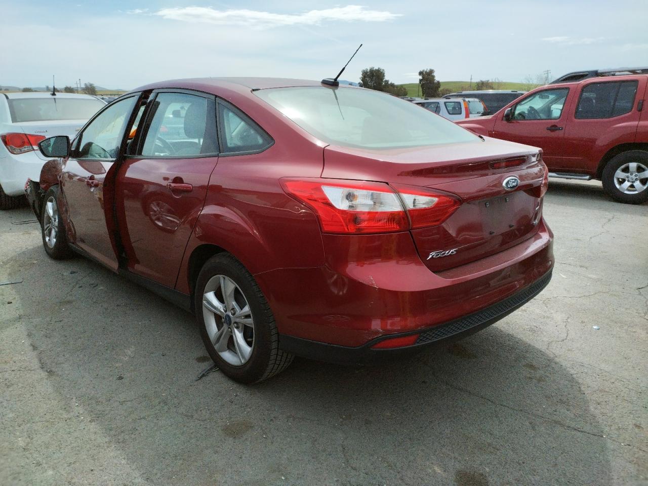 Photo 3 from auction – 2013 FORD FOCUS SE with VIN 1FADP3F23DL170919