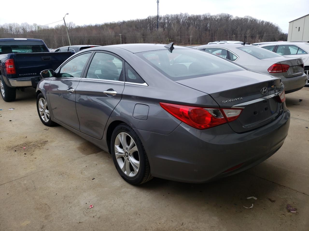 Photo 3 from auction – 2011 HYUNDAI SONATA SE with VIN 5NPEC4AC4BH162734