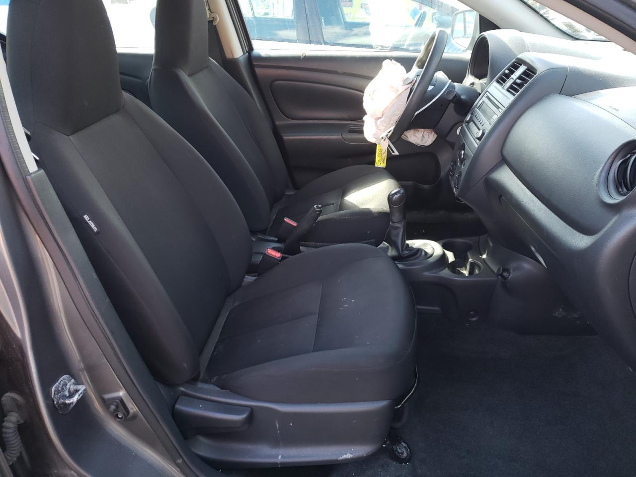 Photo 5 from auction – 2017 NISSAN VERSA S with VIN 3N1CN7AP5HL816769