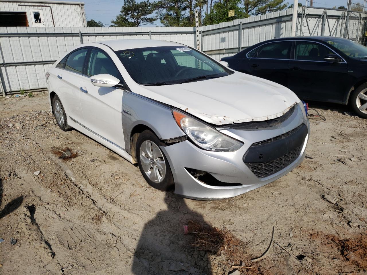 Photo 1 from auction – 2013 HYUNDAI SONATA HYB with VIN KMHEC4A45DA078310