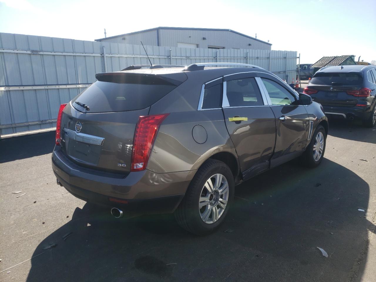 Photo 4 from auction – 2015 CADILLAC SRX LUXURY with VIN 3GYFNEE3XFS637145