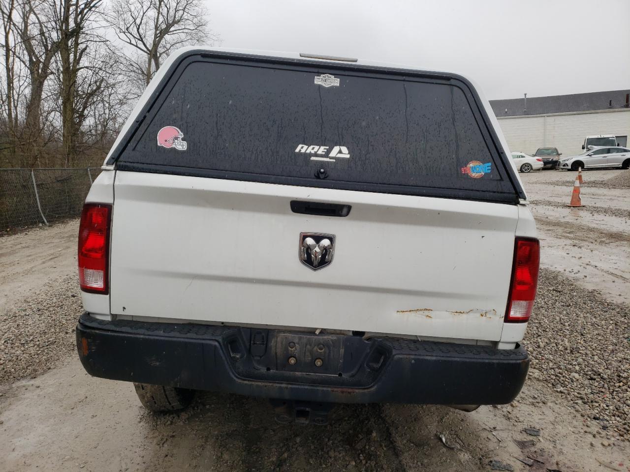 Photo 6 from auction – 2017 RAM 1500 ST with VIN 3C6JR6DG9HG602057
