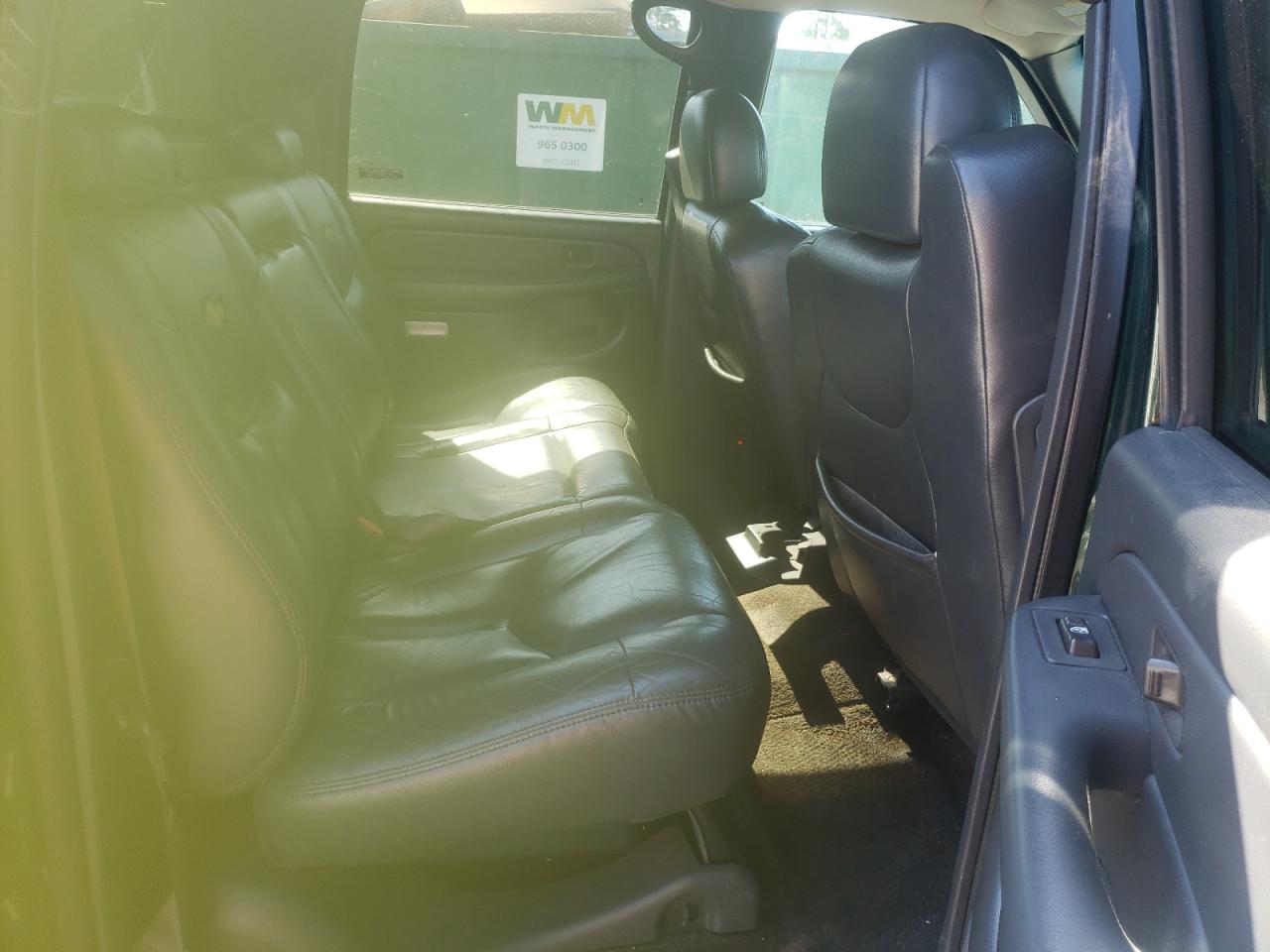 Photo 6 from auction – 2002 CHEVROLET AVALANCHE with VIN 3GNEK13T92G185019