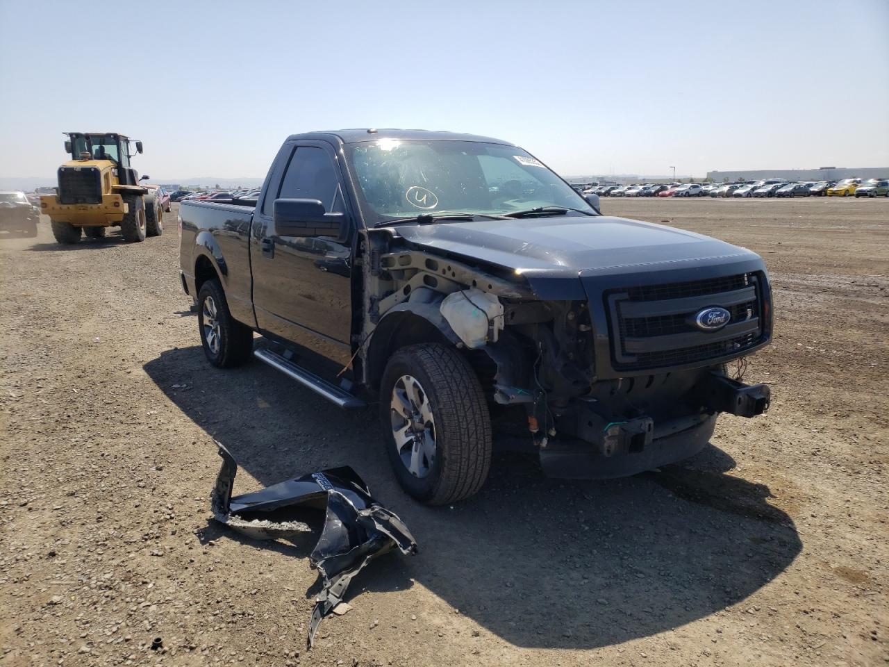 صورة رقم 1 من المزاد - 2013 FORD F150 مع VIN 1FTMF1CM4DKE51608