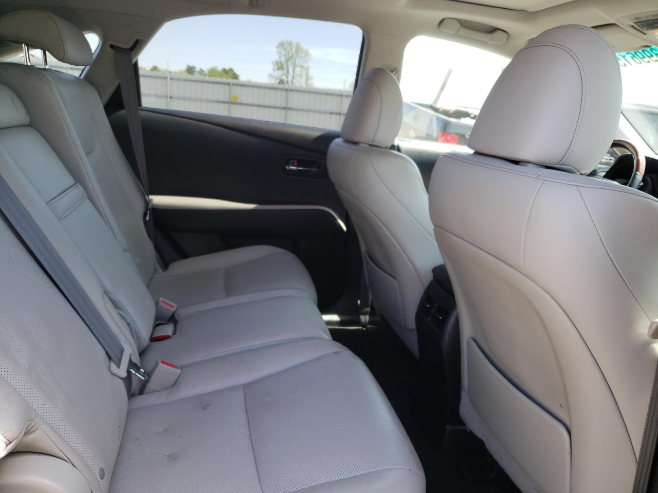 Photo 6 from auction – 2010 LEXUS RX 450 with VIN JTJBC1BA2A2016716