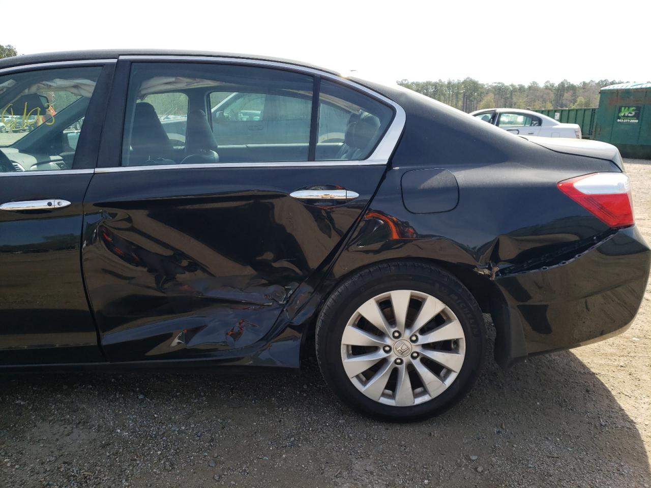 Photo 9 from auction – 2015 HONDA ACCORD EXL with VIN 1HGCR2F86FA161209
