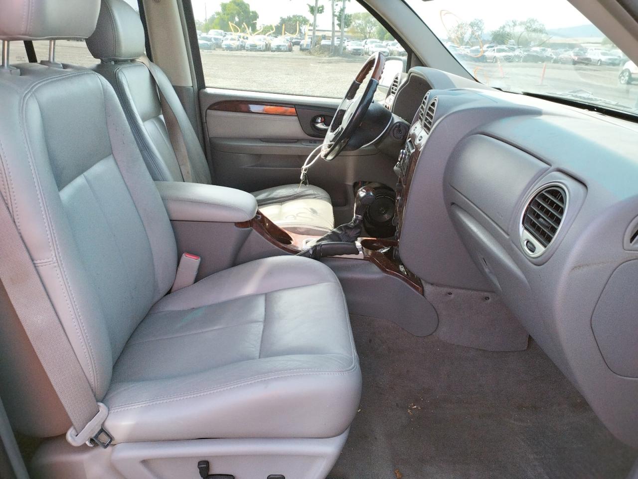 Photo 5 from auction – 2006 GMC ENVOY DENA with VIN 1GKET63M662124404