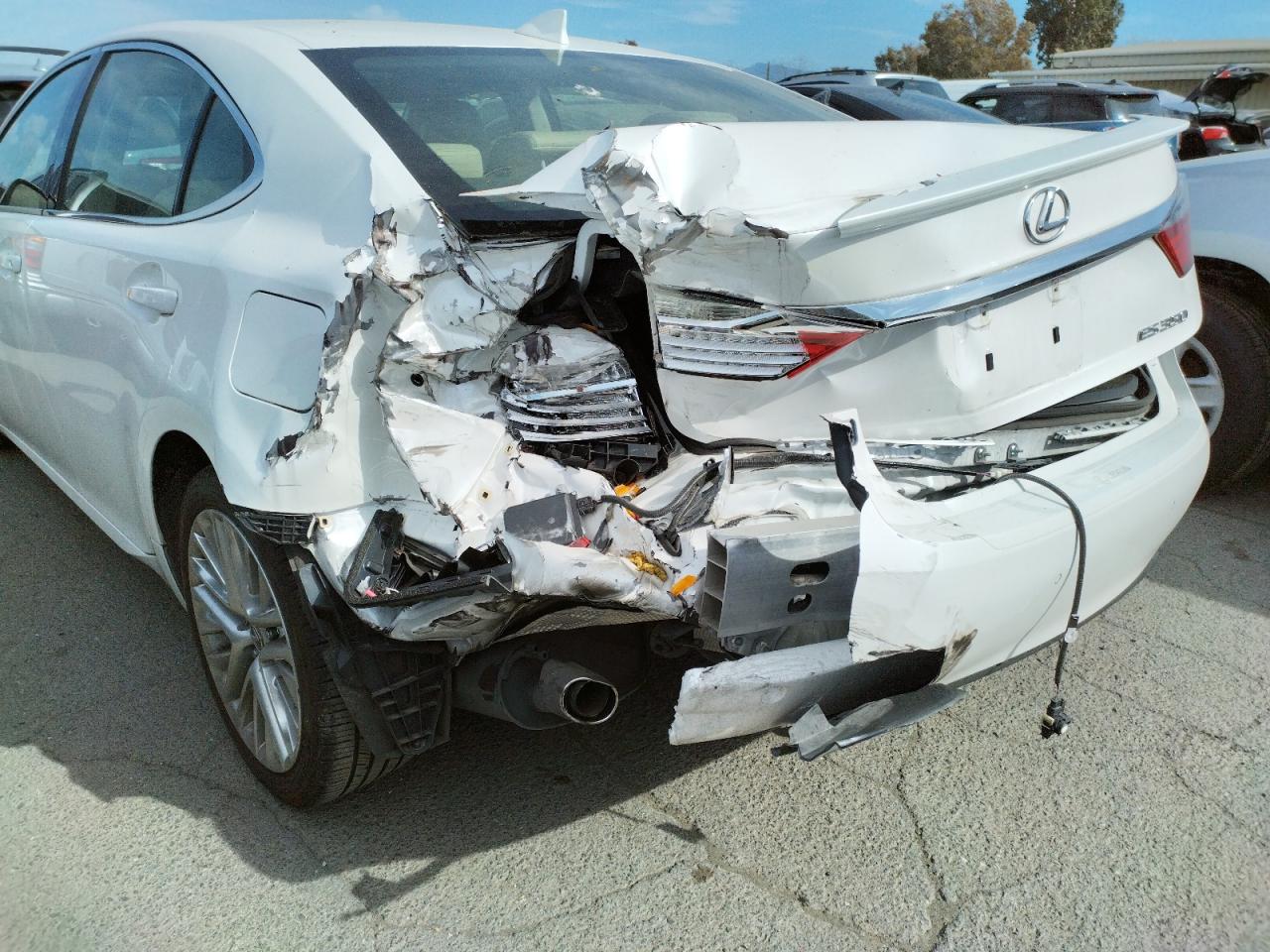 Photo 9 from auction – 2015 LEXUS ES 350 with VIN JTHBK1GG0F2184850