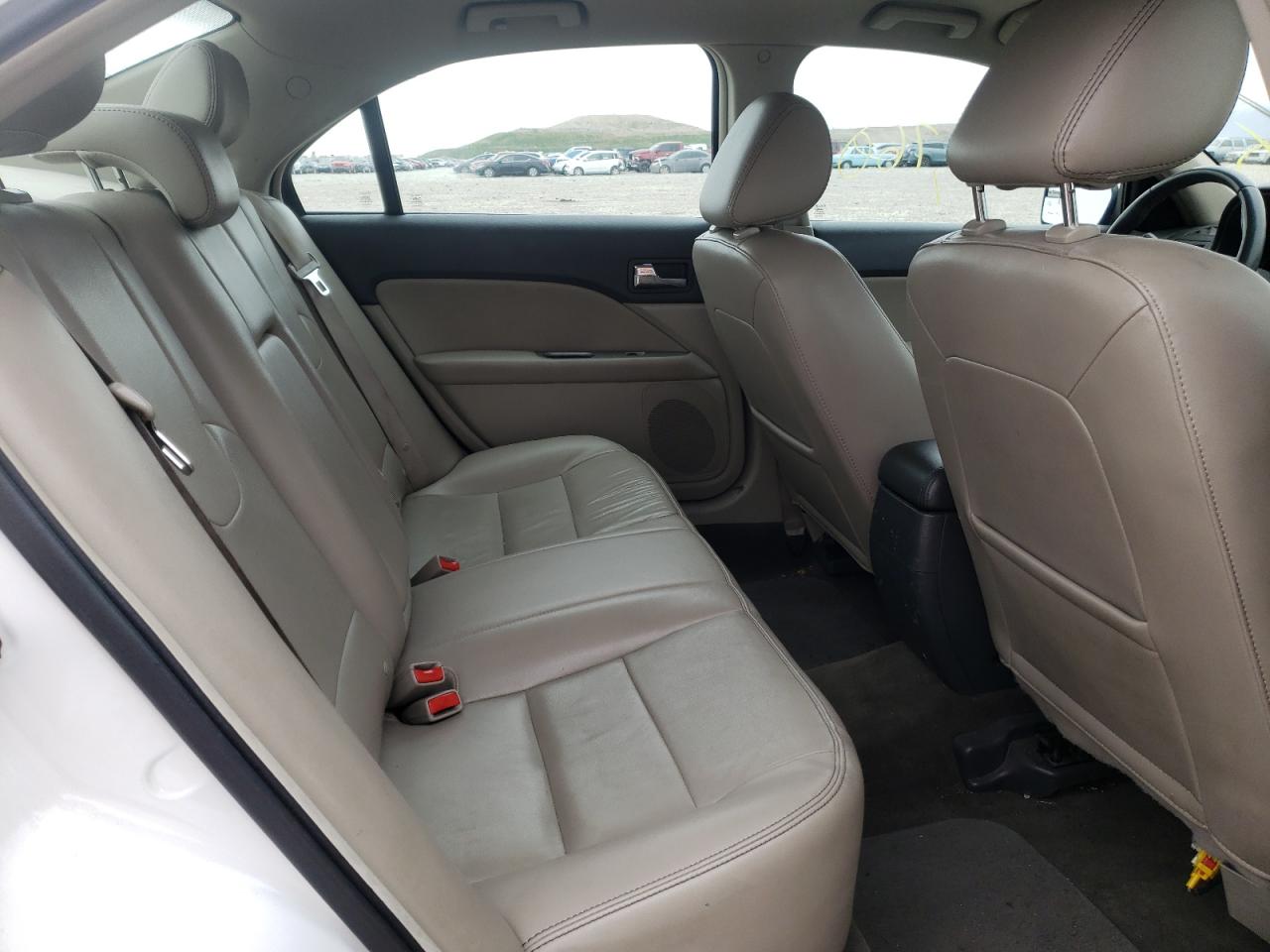 Photo 6 from auction – 2011 FORD FUSION SEL with VIN 3FAHP0JA1BR258462