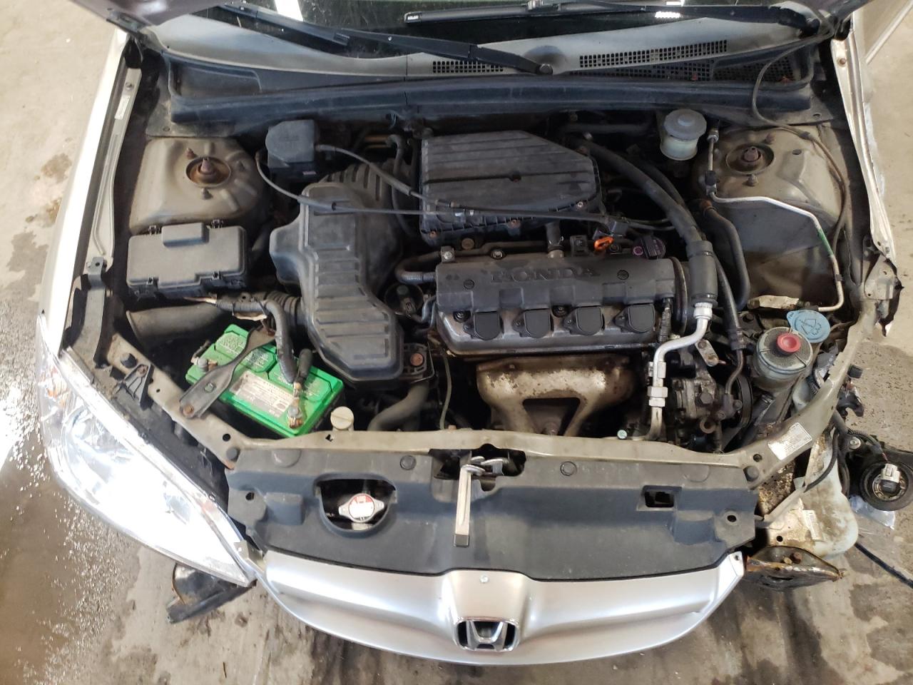 Photo 7 from auction – 2005 HONDA CIVIC LX with VIN 2HGES166X5H590052