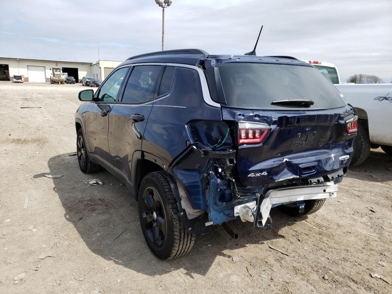Photo 3 from auction – 2019 JEEP COMPASS LA with VIN 3C4NJDBBXKT641381