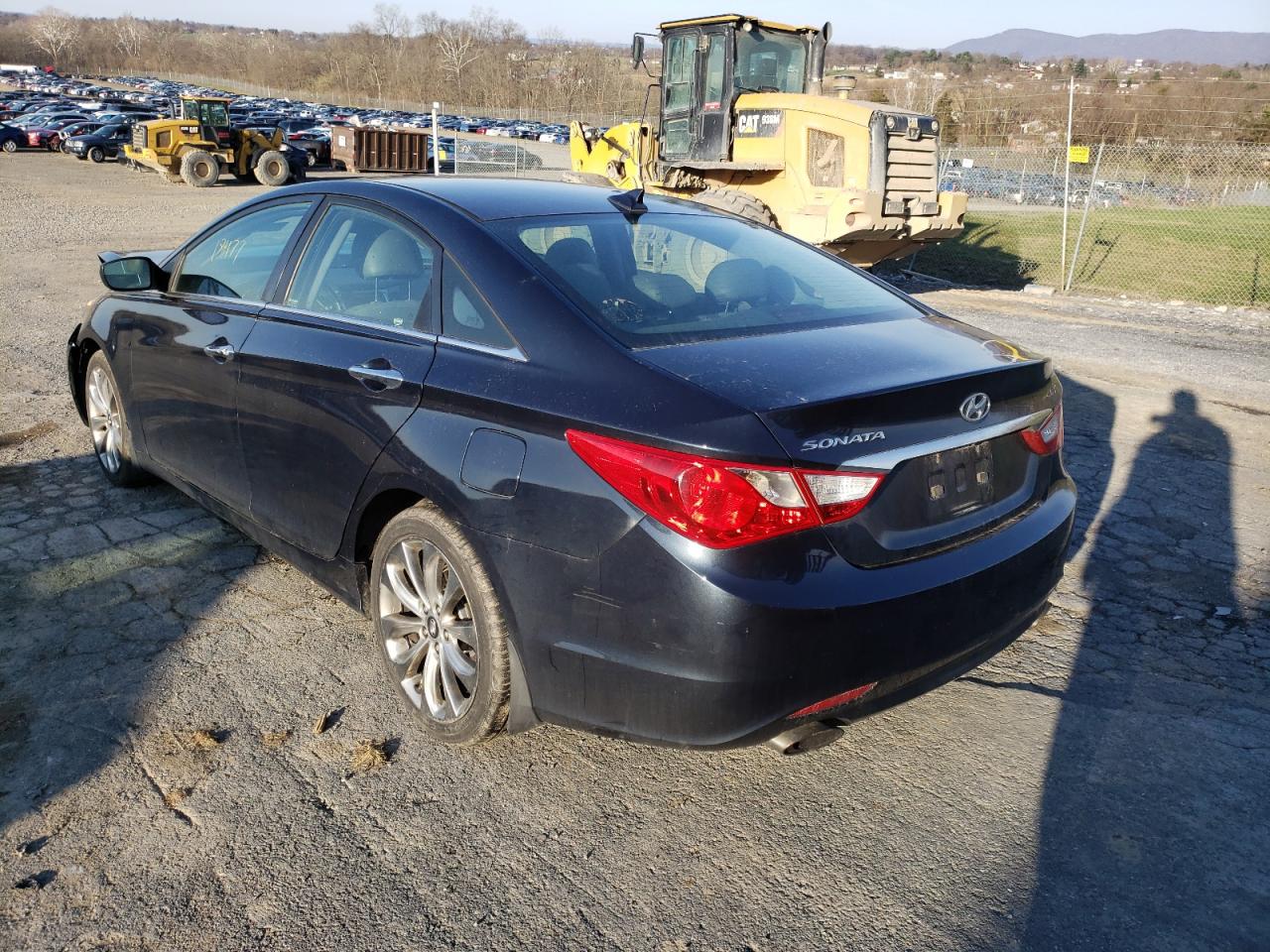 Photo 3 from auction – 2012 HYUNDAI SONATA SE with VIN 5NPEC4AB7CH433181