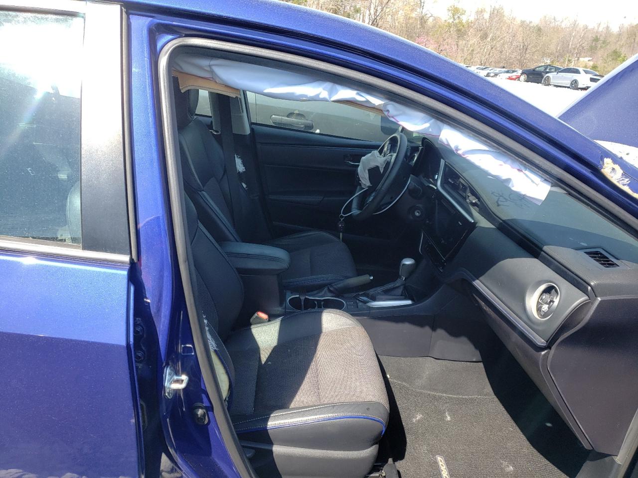 Photo 5 from auction – 2017 TOYOTA COROLLA with VIN 2T1BURHE1HC811020