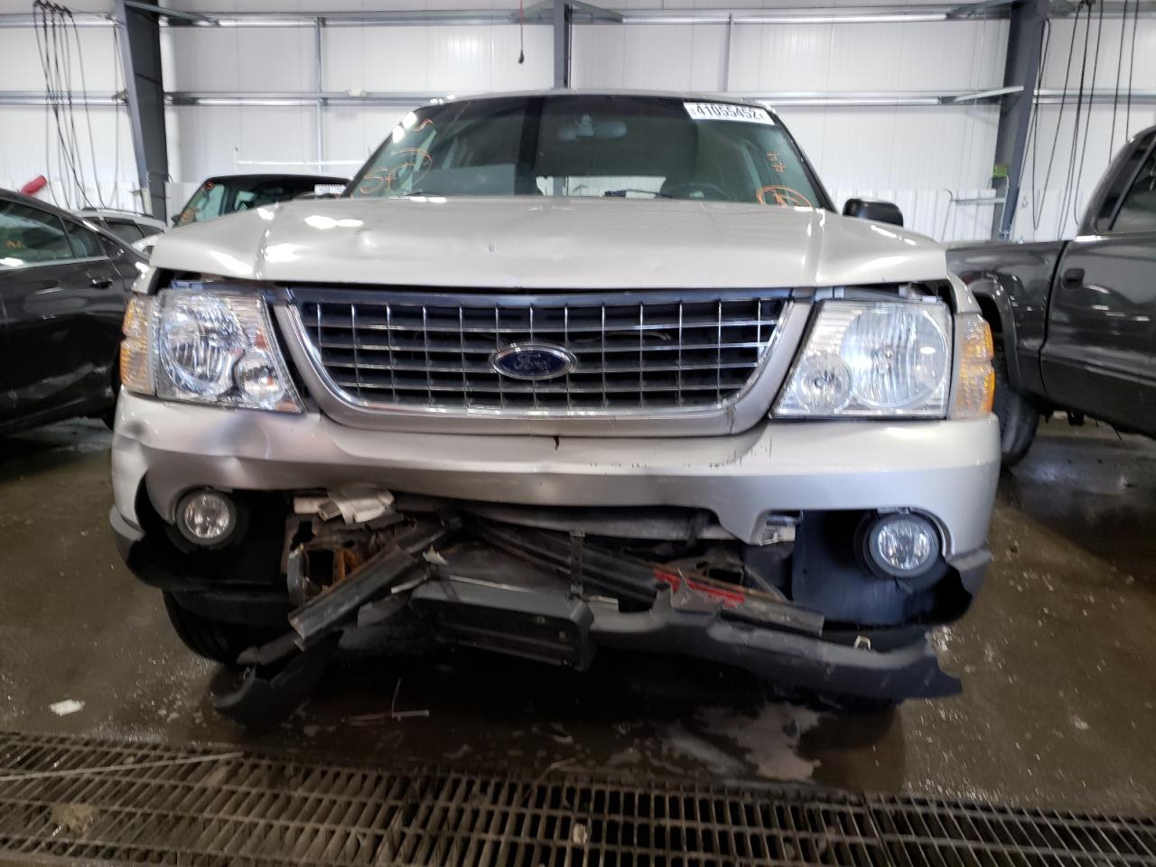 Photo 9 from auction – 2003 FORD EXPLORER X with VIN 1FMZU73K93UB60422