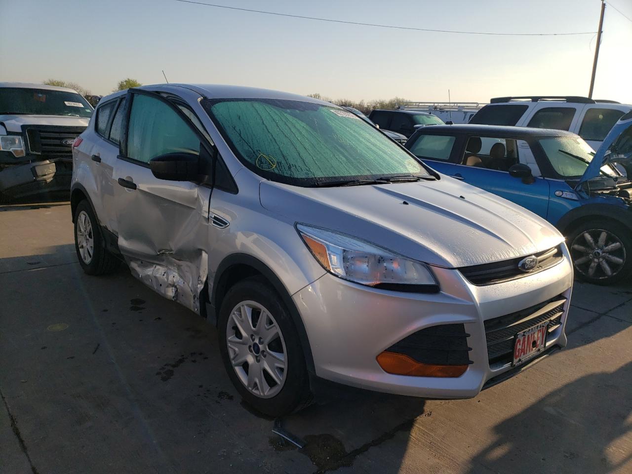 FORD ESCAPE S 2015 с VIN 1FMCU0F70FUA60007 - Фото с аукциона