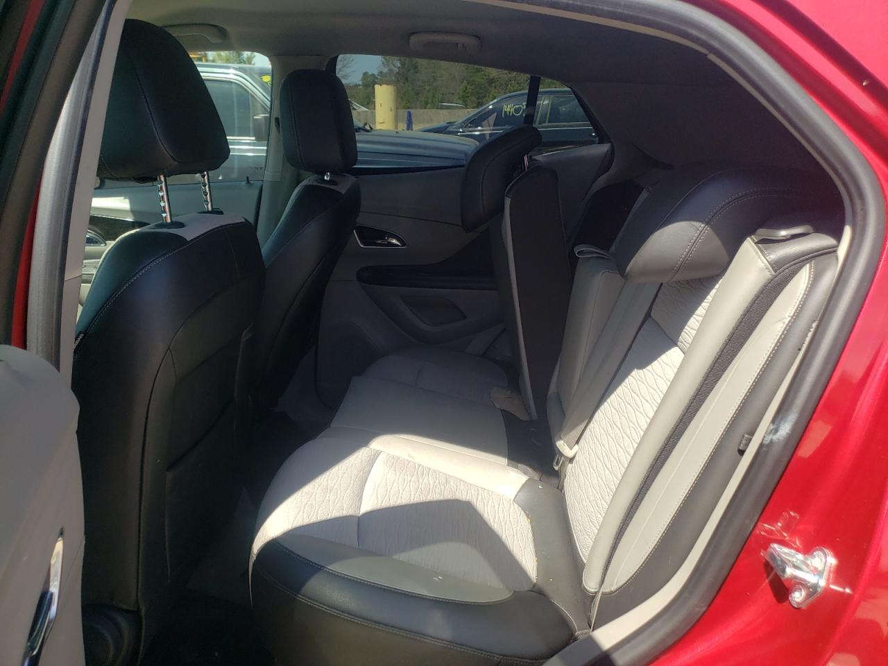 Photo 6 from auction – 2015 BUICK ENCORE CON with VIN KL4CJBSB1FB211302