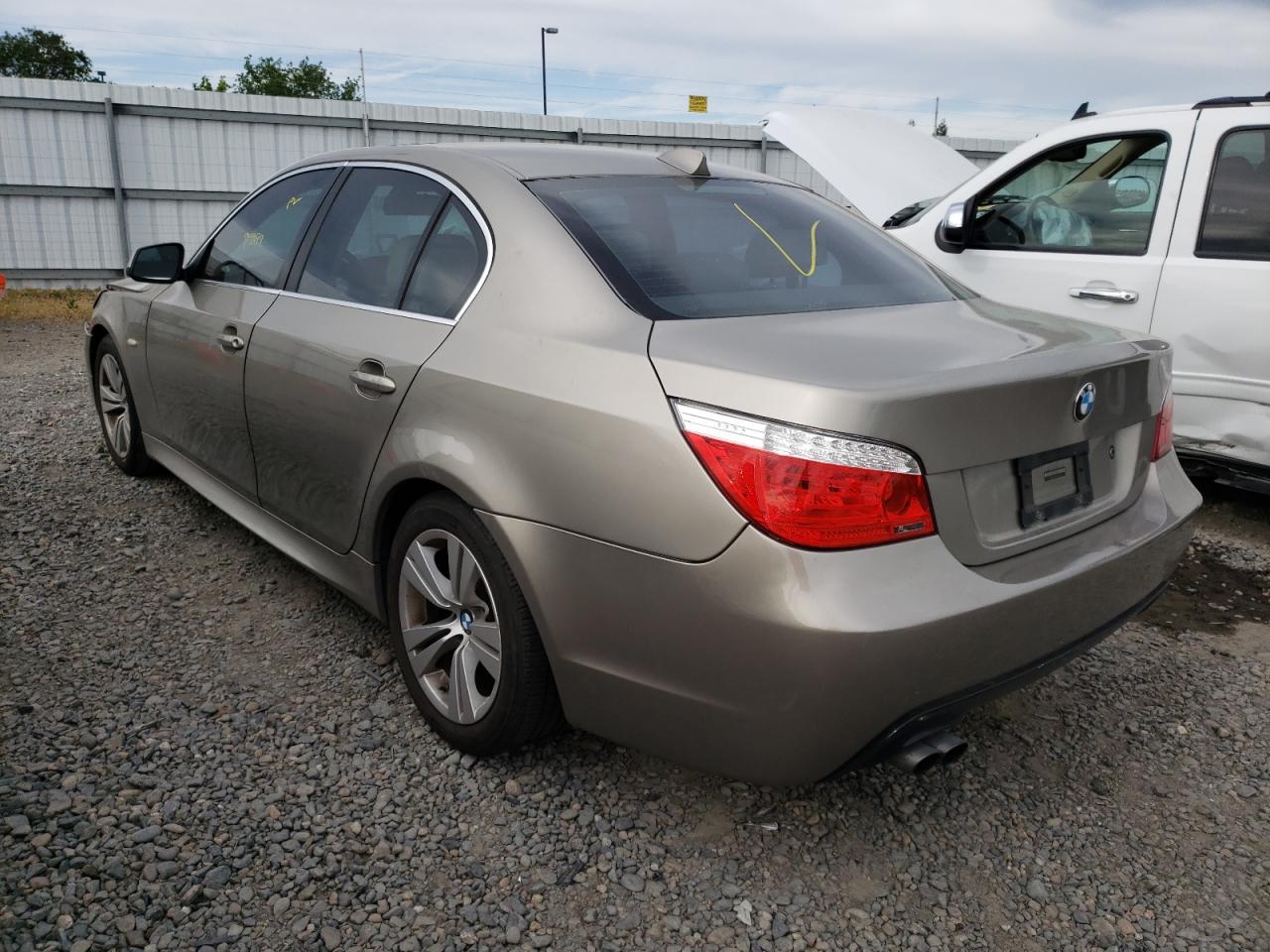 Photo 3 from auction – 2010 BMW 528 I with VIN WBANU5C57AC366310