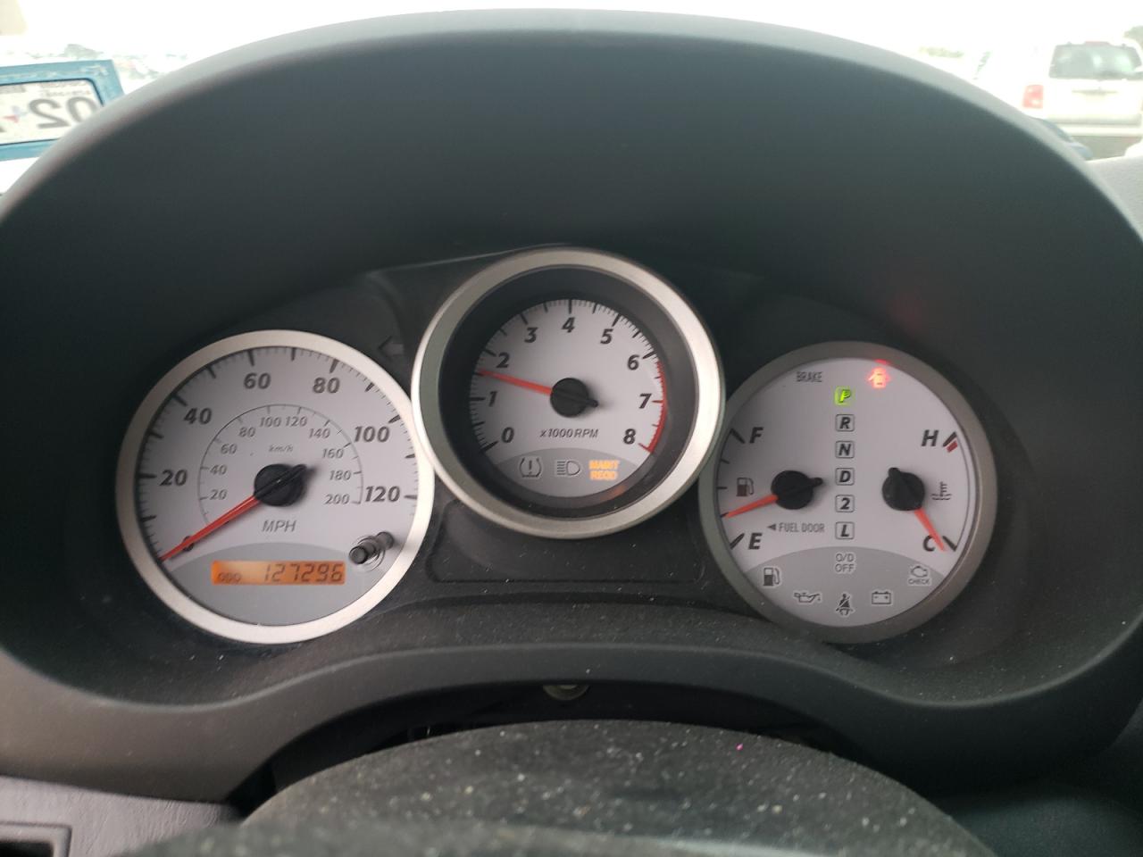 Photo 8 from auction – 2005 TOYOTA RAV4 with VIN JTEGD20V450078200
