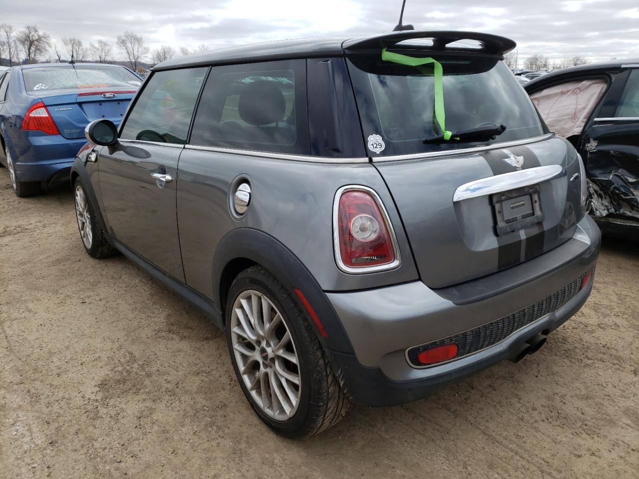 Photo 3 from auction – 2009 MINI COOPER SPO with VIN WMWMF93529TF97420