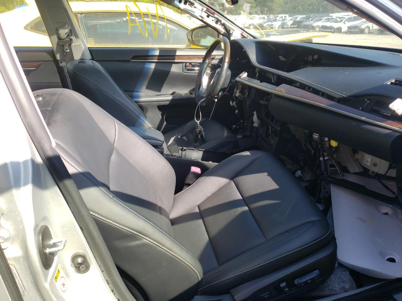 Photo 5 from auction – 2013 LEXUS ES 350 with VIN JTHBK1GGXD2055625