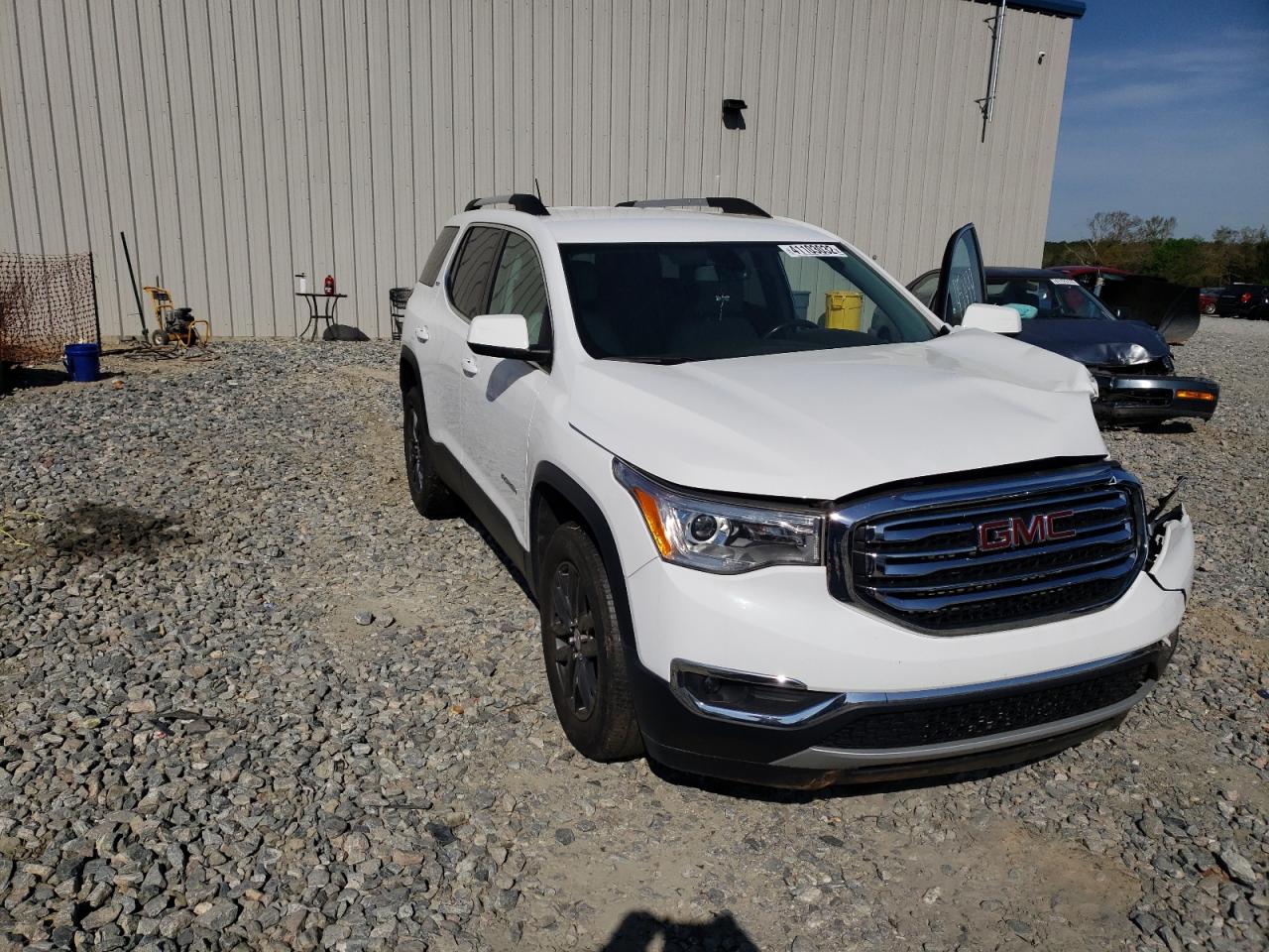 GMC ACADIA SLT 2018 with VIN 1GKKNMLS3JZ228333 - Photo from auction