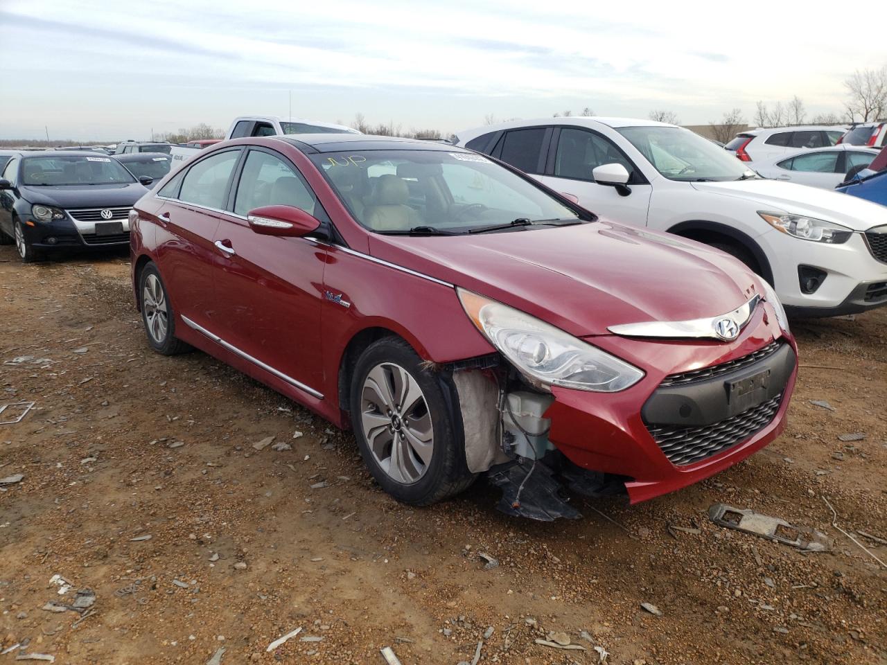 HYUNDAI SONATA HYB 2014 with VIN KMHEC4A48EA104545 - Photo from auction