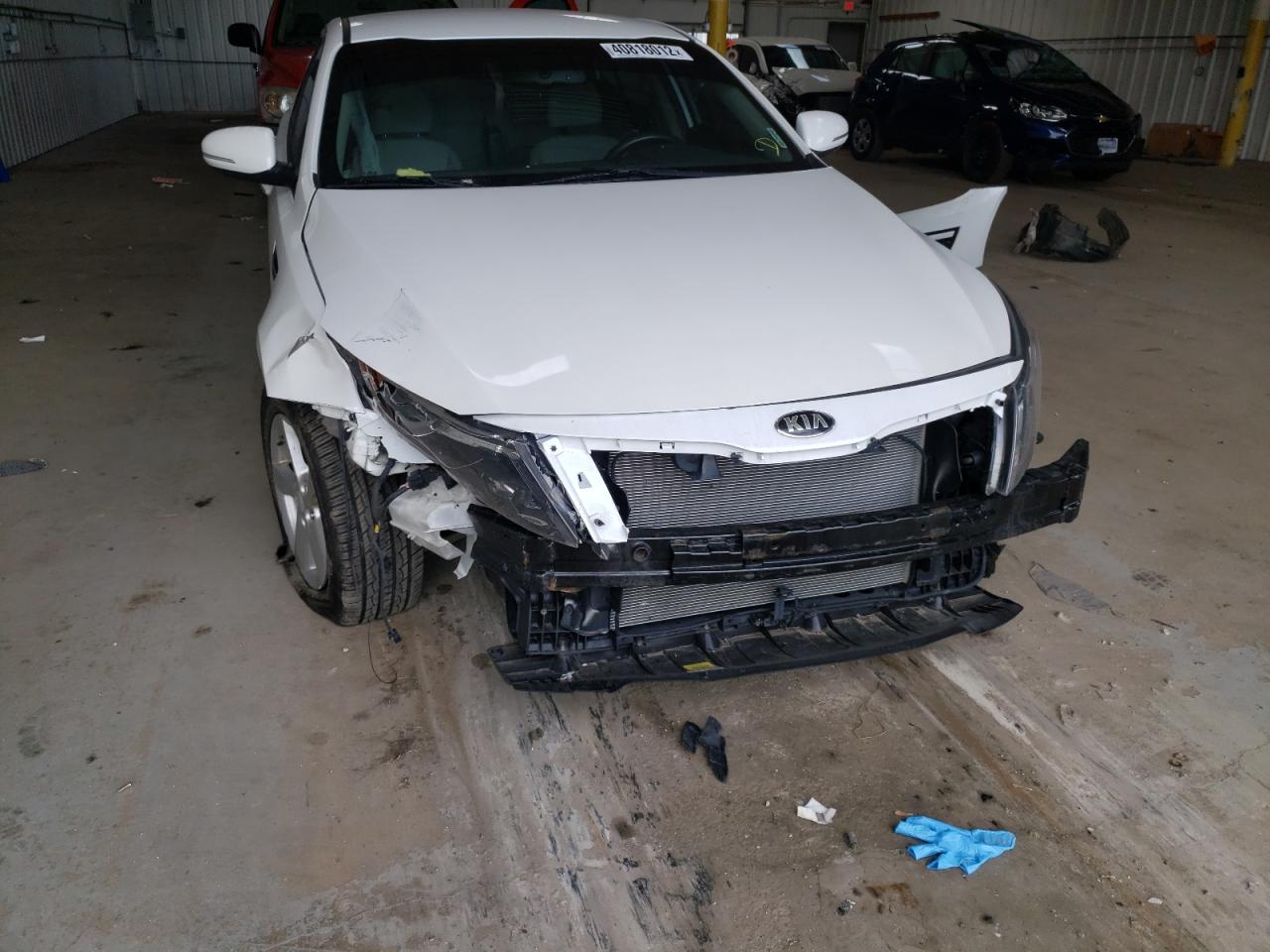 Photo 9 from auction – 2015 KIA OPTIMA LX with VIN KNAGM4A73F5547617
