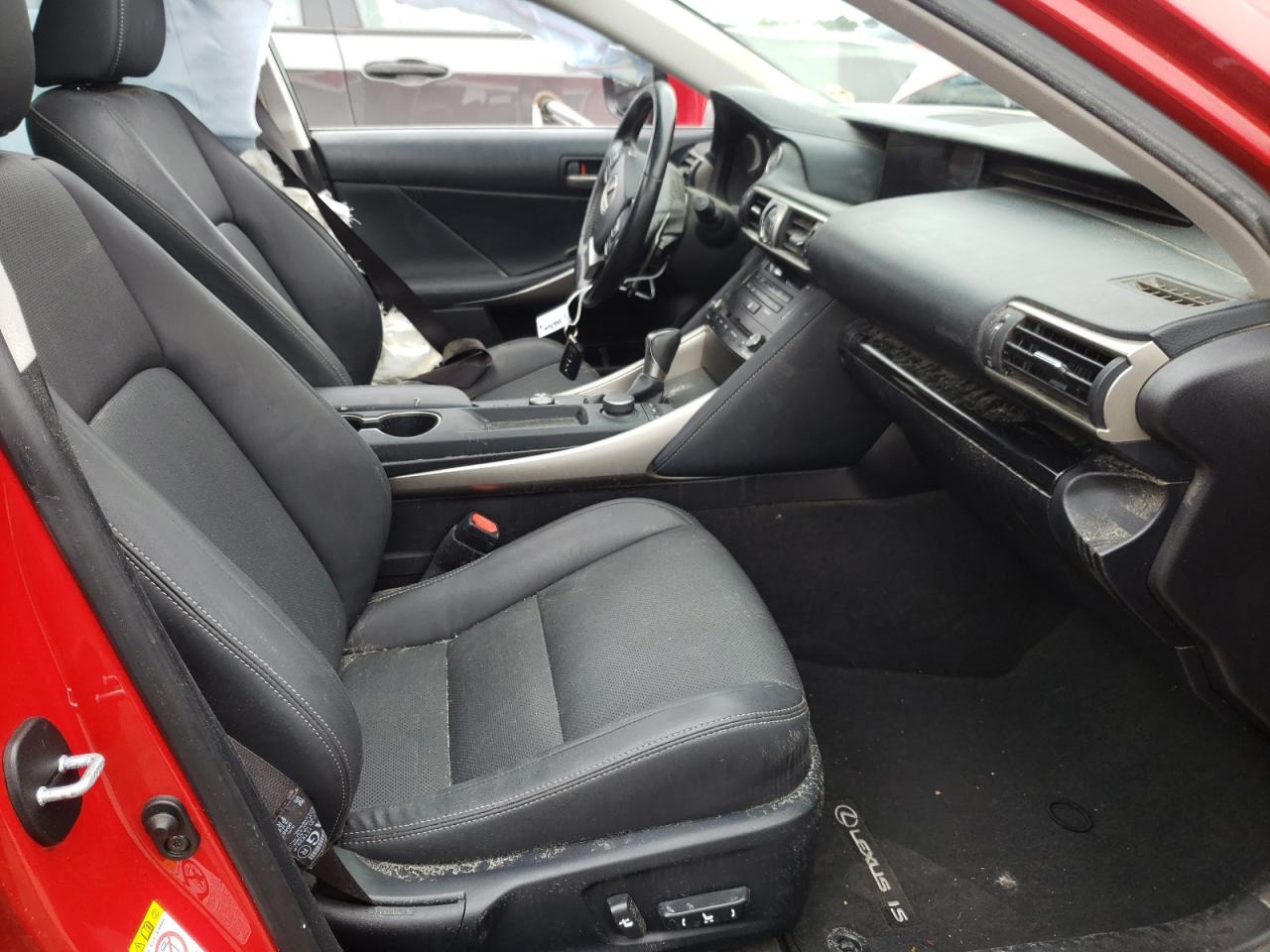 Photo 5 from auction – 2017 LEXUS IS 200T with VIN JTHBA1D22H5040276