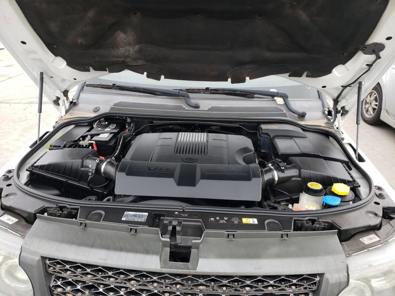 Photo 7 from auction – 2011 LAND ROVER RANGE ROVE with VIN SALSK2D44BA267739
