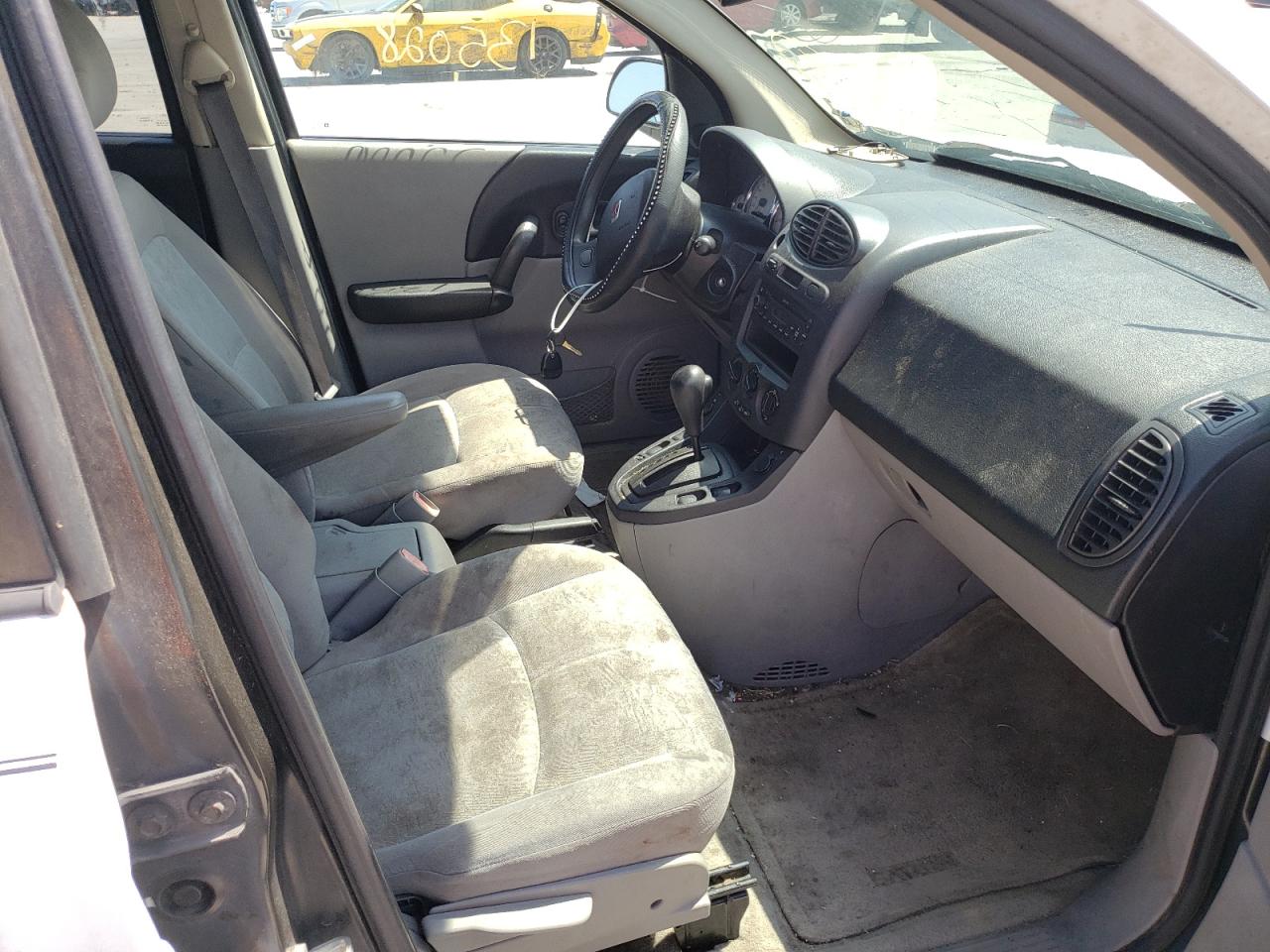 Photo 5 from auction – 2004 SATURN VUE with VIN 5GZCZ33D44S875710