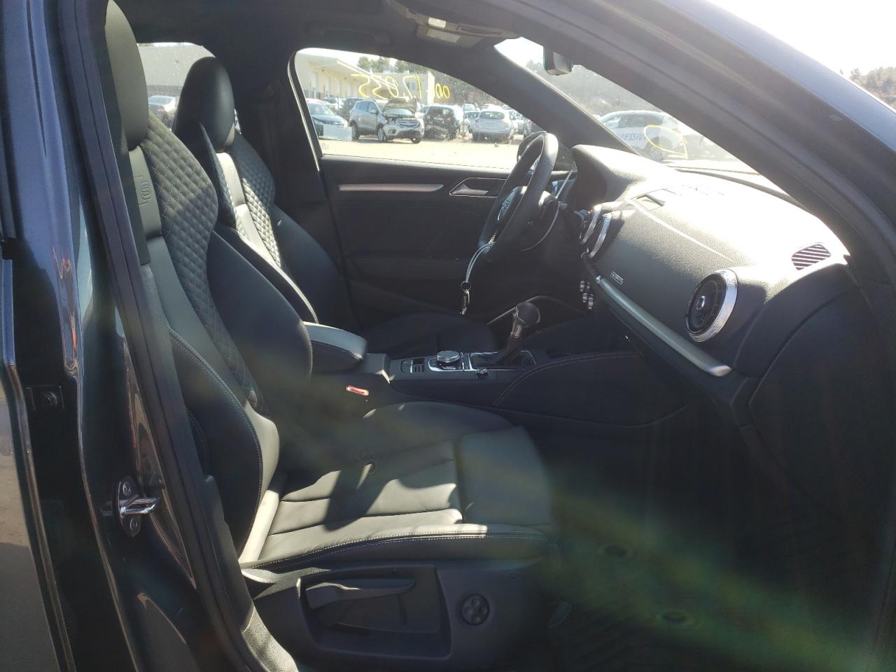 Photo 5 from auction – 2019 AUDI S3 PREMIUM with VIN WAUB1GFF2K1018861