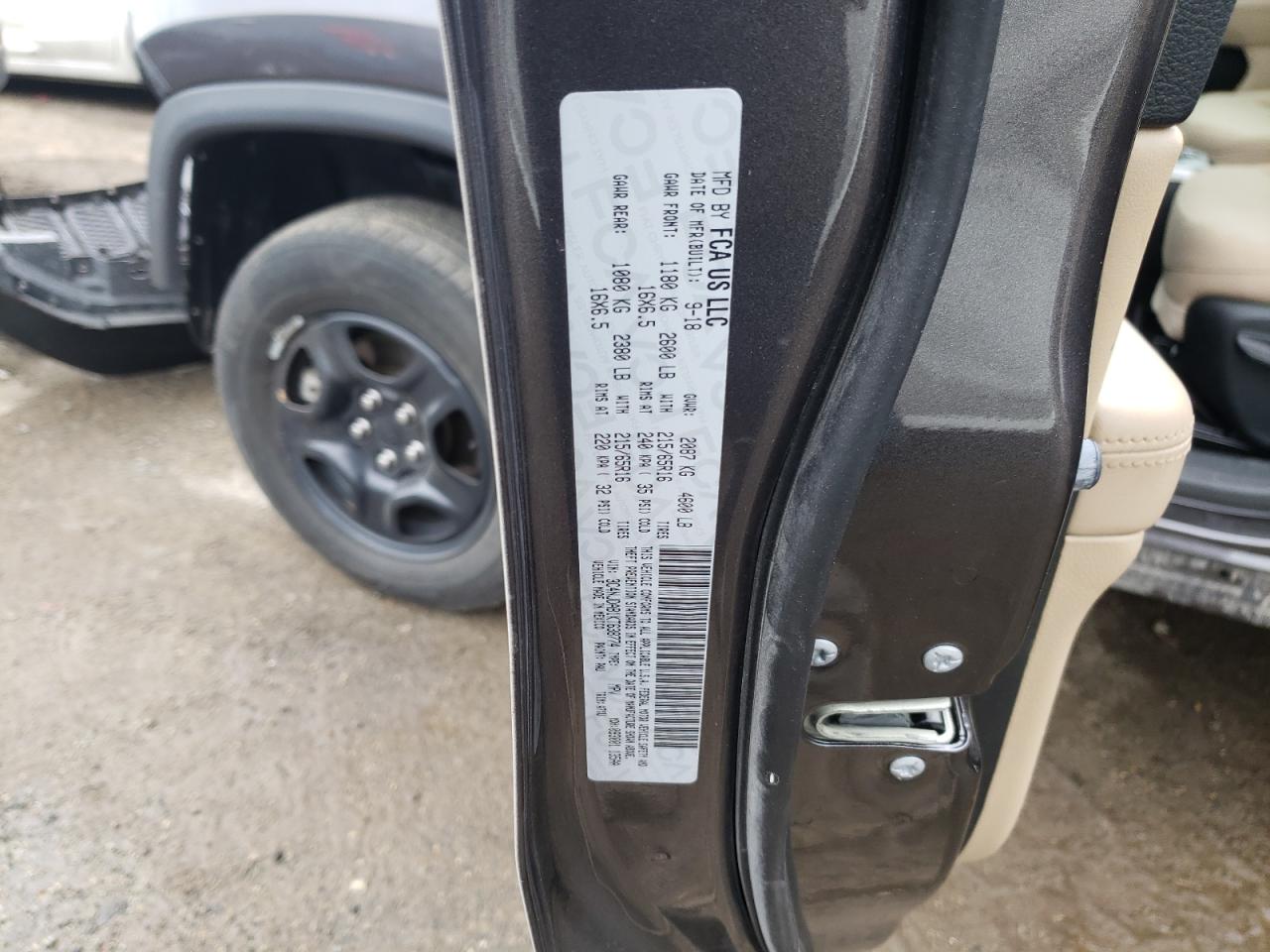 Photo 10 from auction – 2019 JEEP COMPASS SP with VIN 3C4NJDAB1KT638774