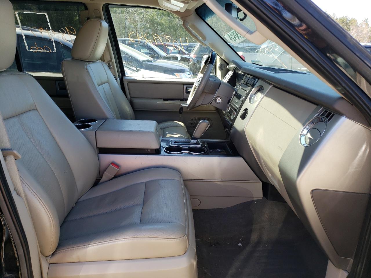 Photo 5 from auction – 2012 FORD EXPEDITION with VIN 1FMJU2A53CEF65361
