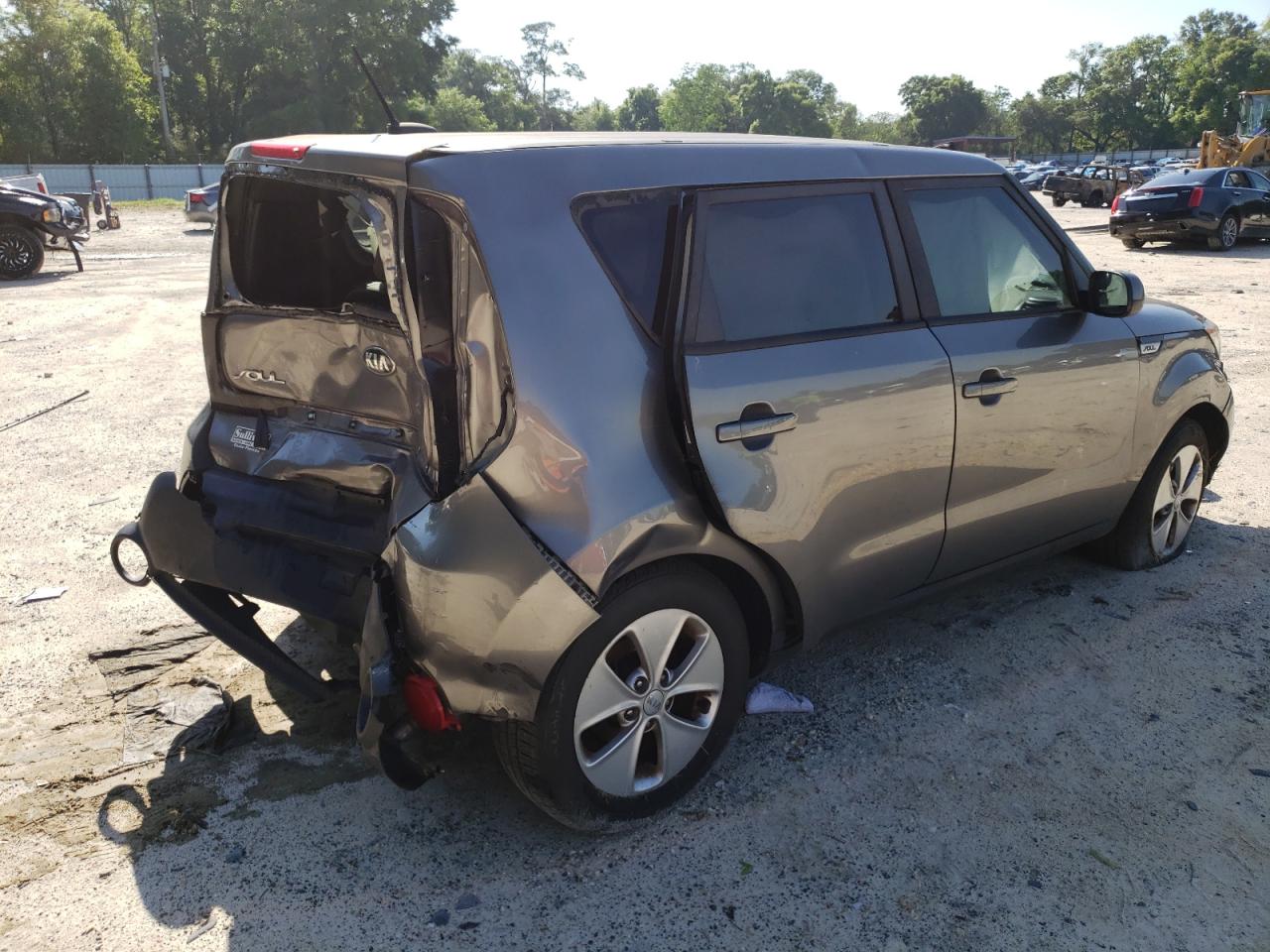 Photo 4 from auction – 2016 KIA SOUL with VIN KNDJN2A27G7344251
