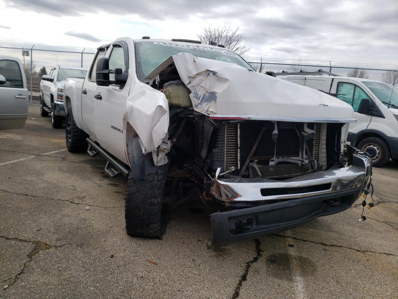 CHEVROLET SILVERADO 2008 с VIN 1GCHC23628F191077 - Фото с аукциона